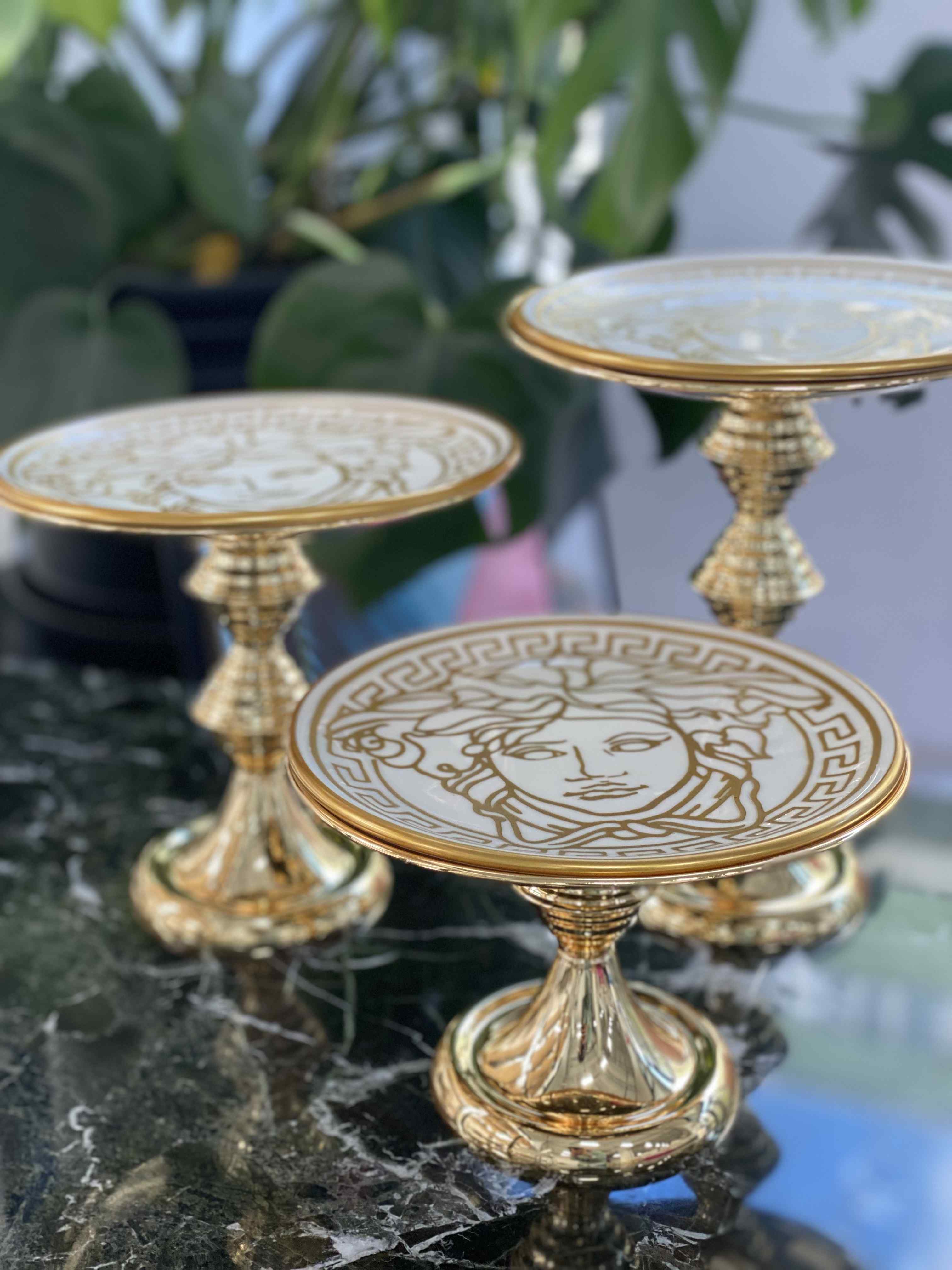 VERSACE PLATES & 3 SIZE CAKE STAND