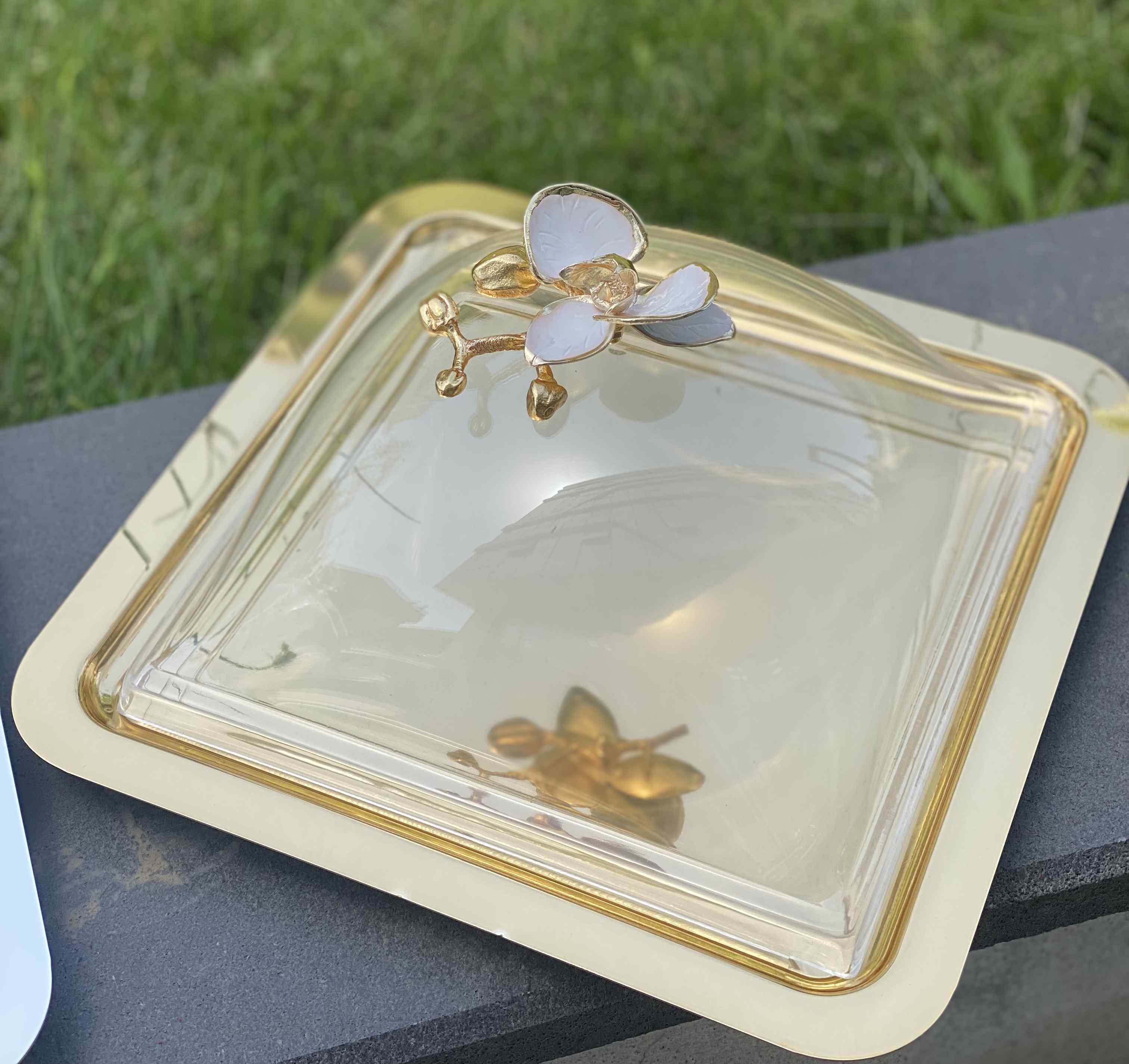 ORCHID DECOR SQUARE CAKE STAND